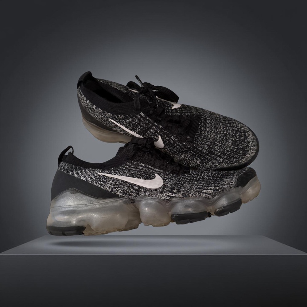 NIKE AIR VAPORMAX FLYKNIT